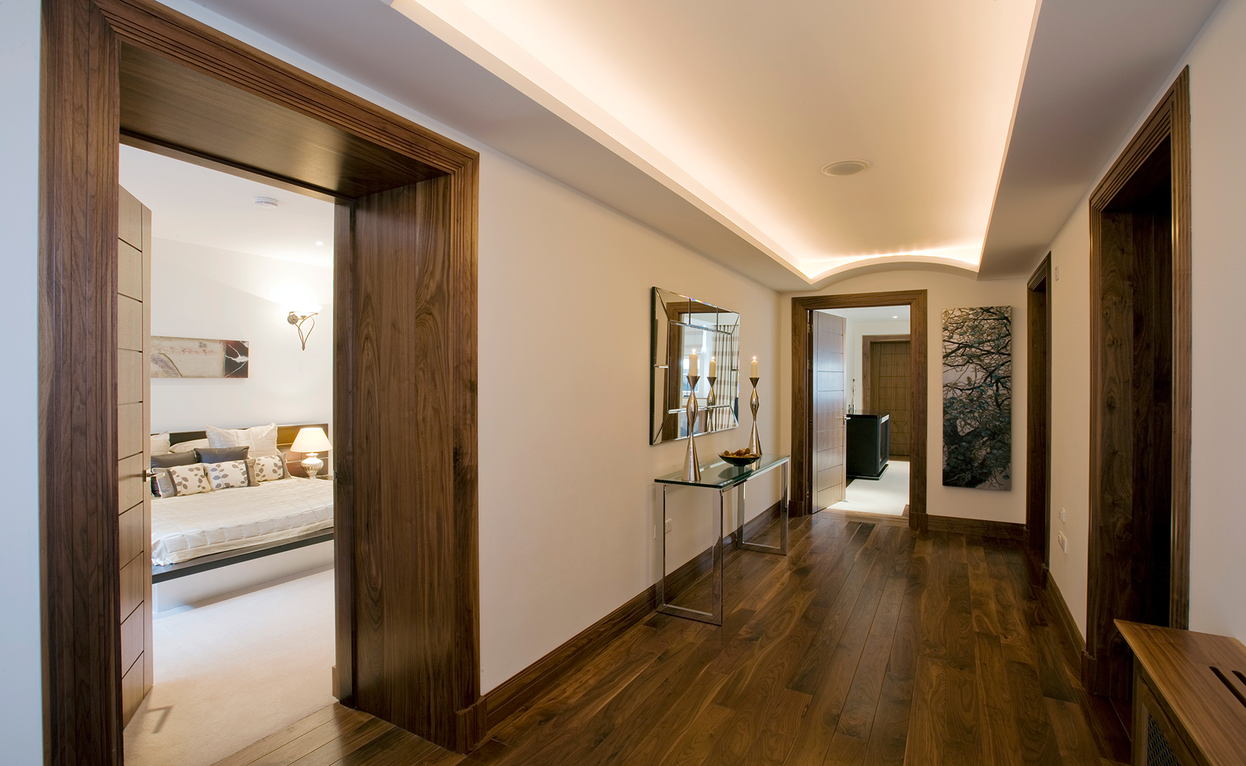 Eccelston Square - Manhattan Properties